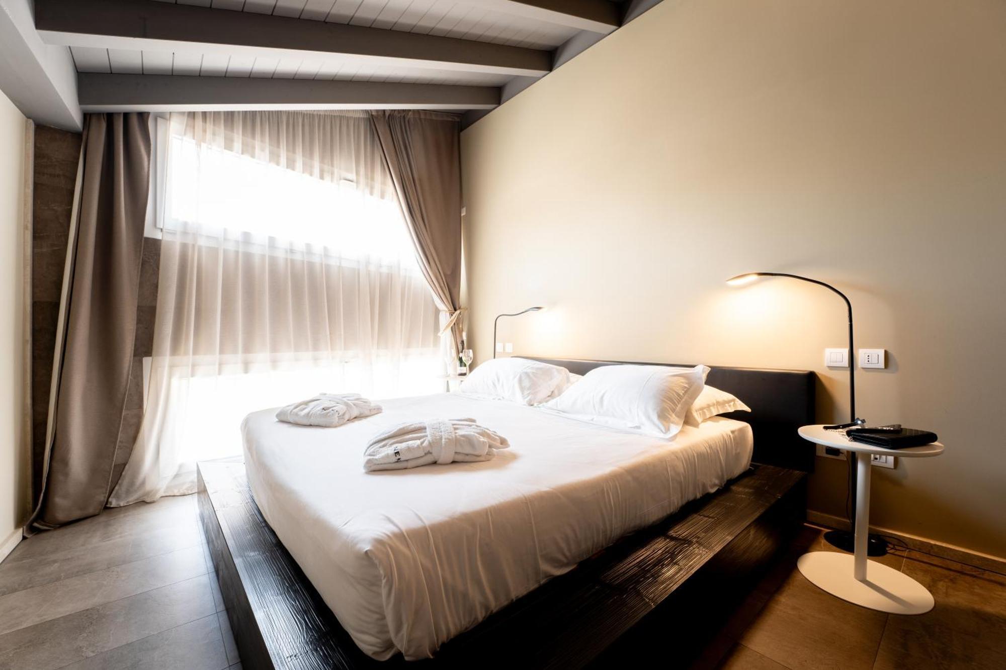 Neko Boutique Hotel كالياري الغرفة الصورة